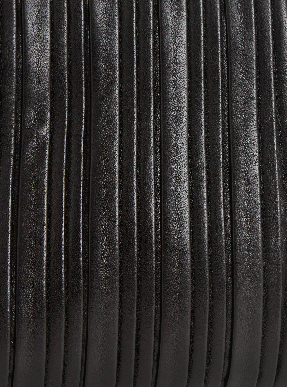 Small pleated bag in black leather