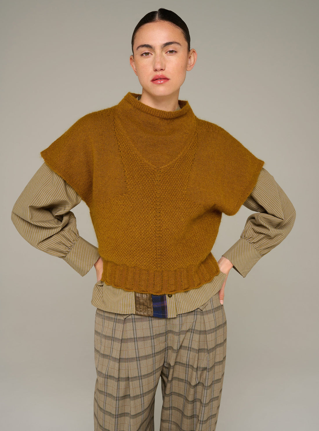 Cotélac Fitted short-sleeve crewneck sweater
